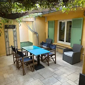  Appartement Place Des Lices Tropez
