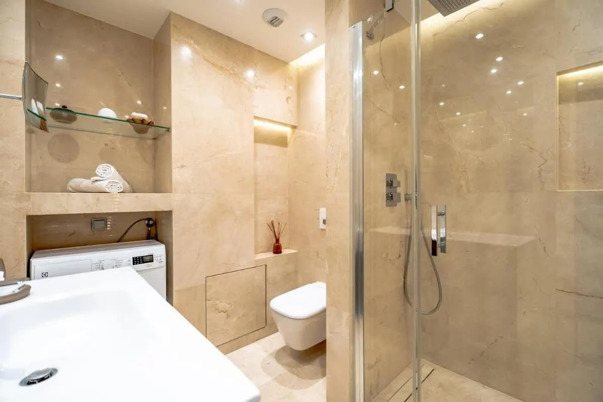 Appartement Kelly - City Center Of Saint-Tropez 0*,